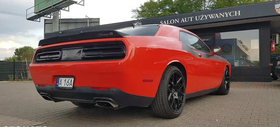 Dodge Challenger cena 139000 przebieg: 72000, rok produkcji 2018 z Dziwnów małe 436